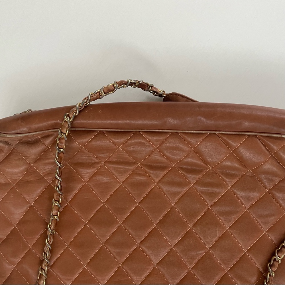 Vintage Chanel brown leather quilted tote bag - Picture 10 of 11